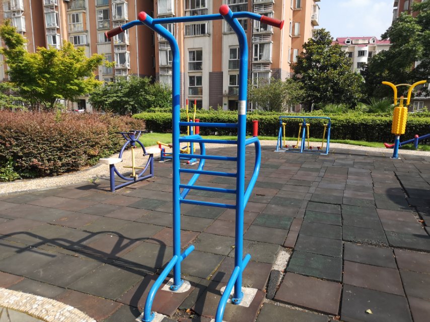 多功能訓(xùn)練器