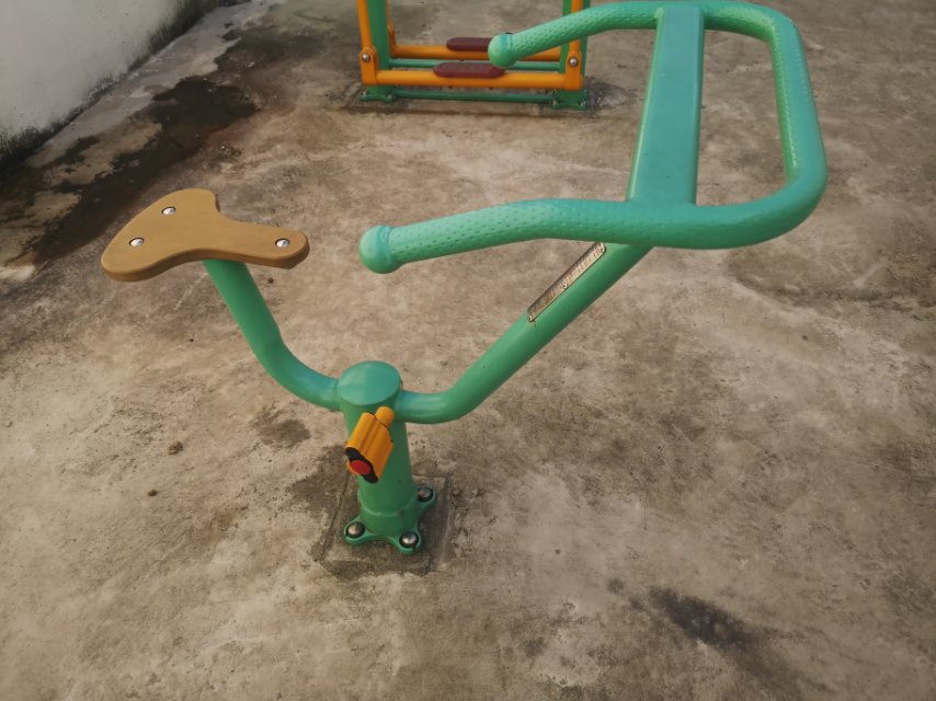 直立健身車(chē)