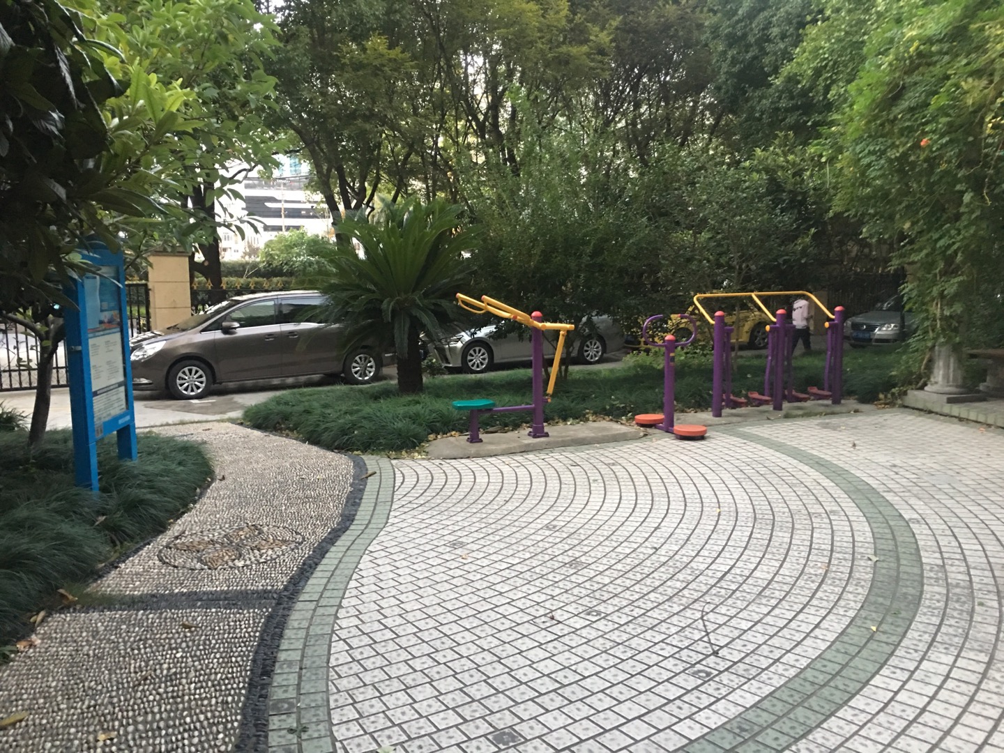 楓涇鎮(zhèn)社區(qū)活動(dòng)中心市民益智健身點(diǎn)