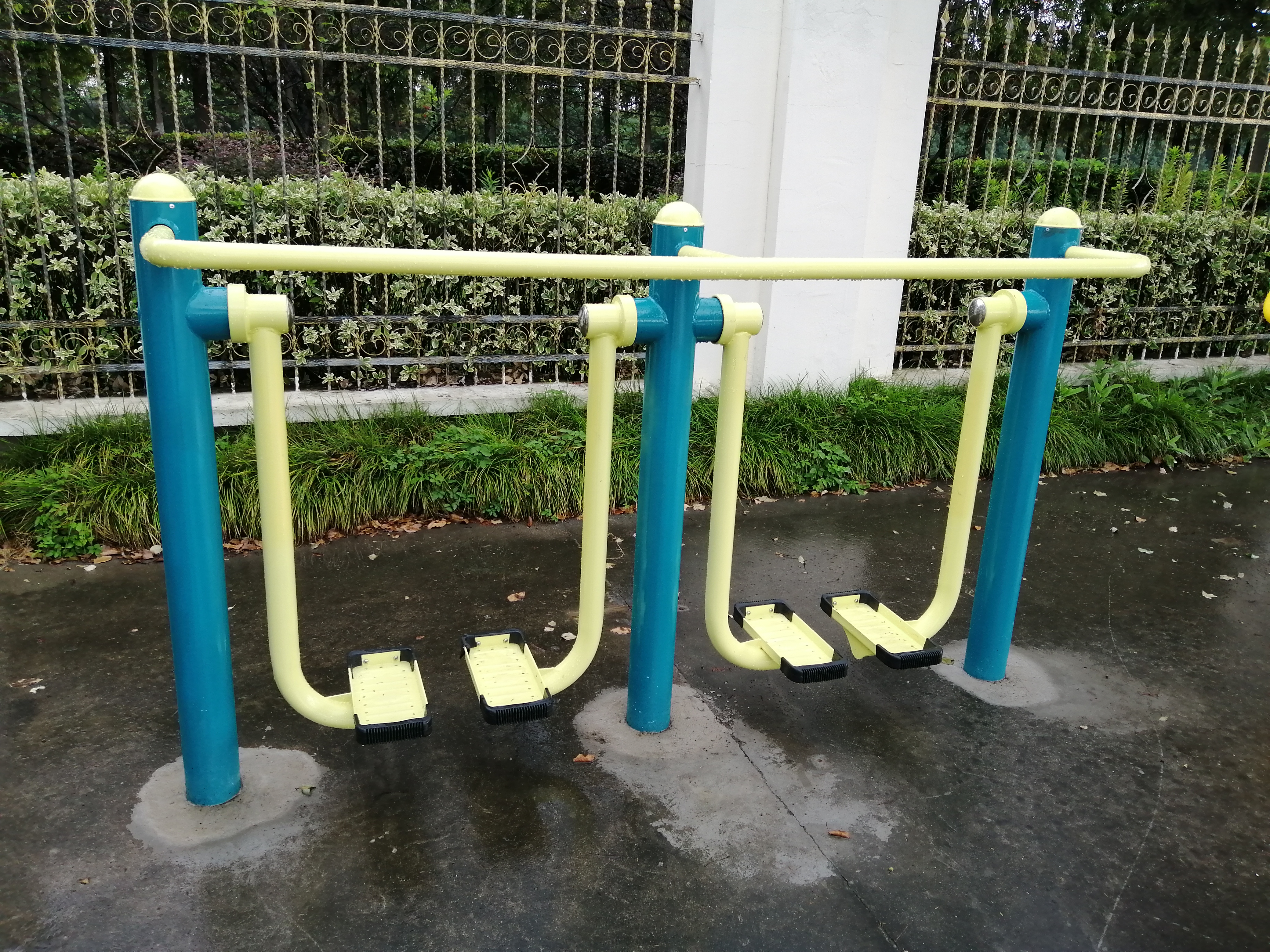 二位智能太空漫步機