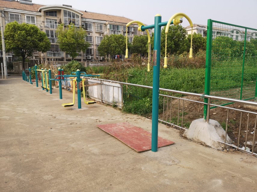 重固鎮(zhèn)毛家角村陳華港小組健身苑點(diǎn)