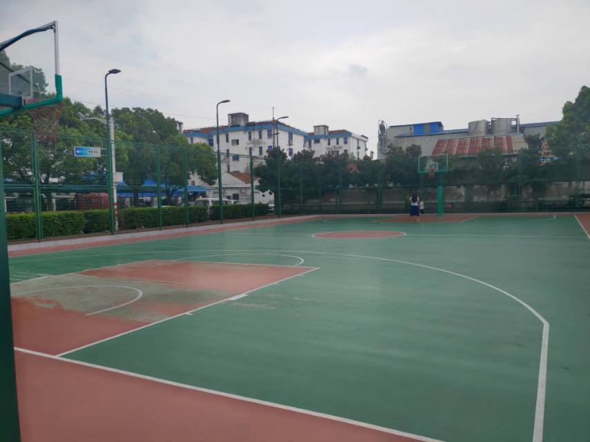 練塘社區(qū)公共運(yùn)動(dòng)場