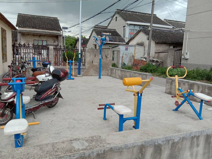 大石皮村木匠組健身點(diǎn)