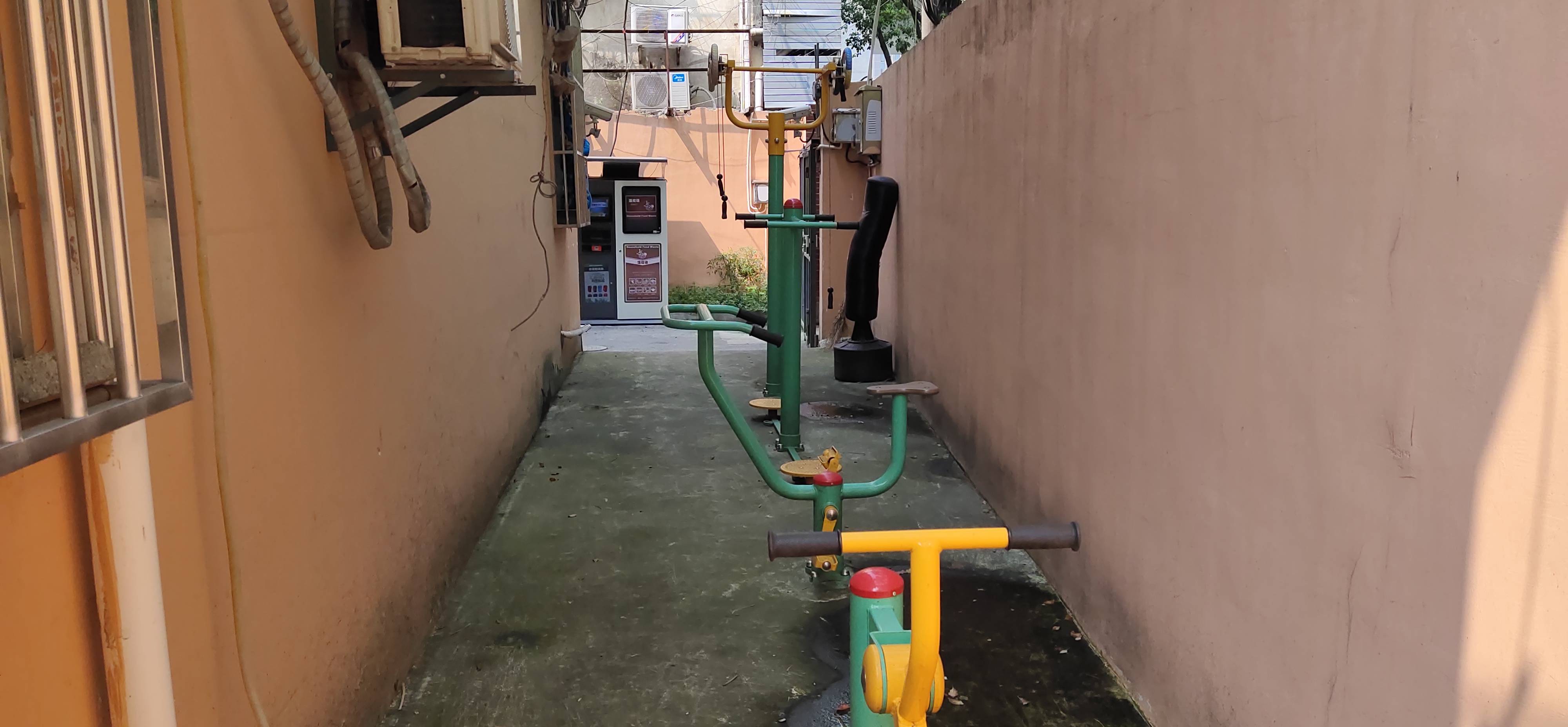 華美路居委健身點G