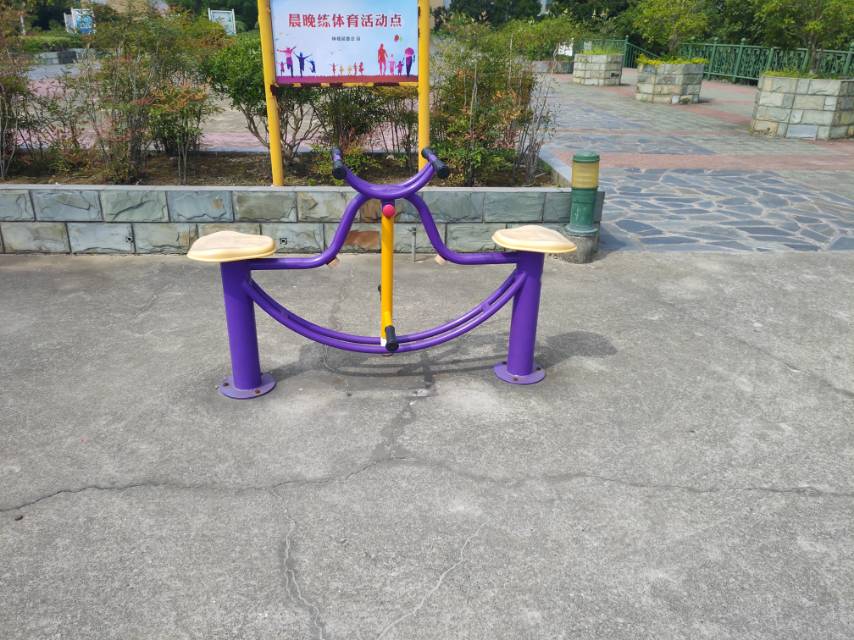 下肢康復(fù)器