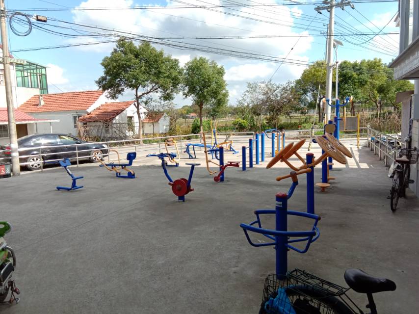 衛(wèi)星村健身點3