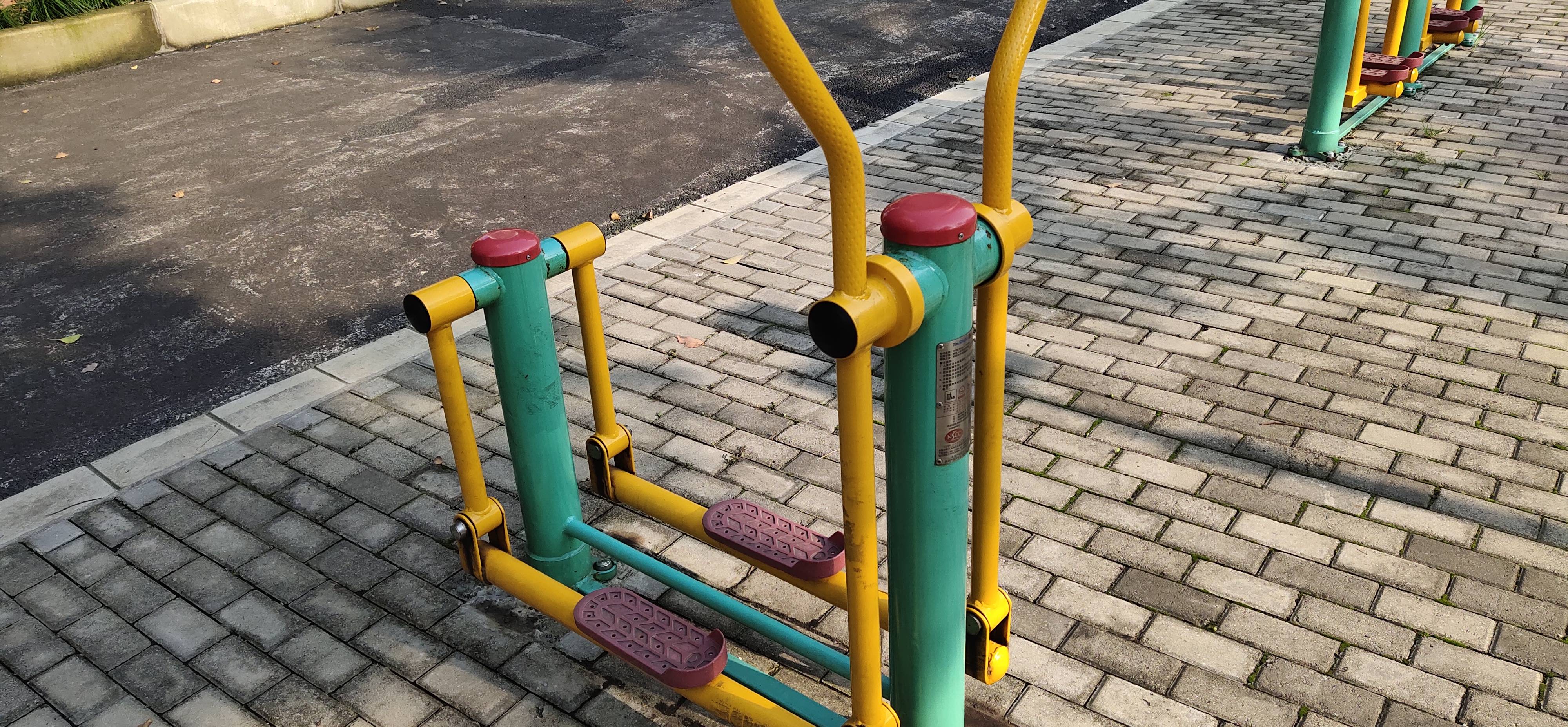 平步機(jī) 平步機(jī)