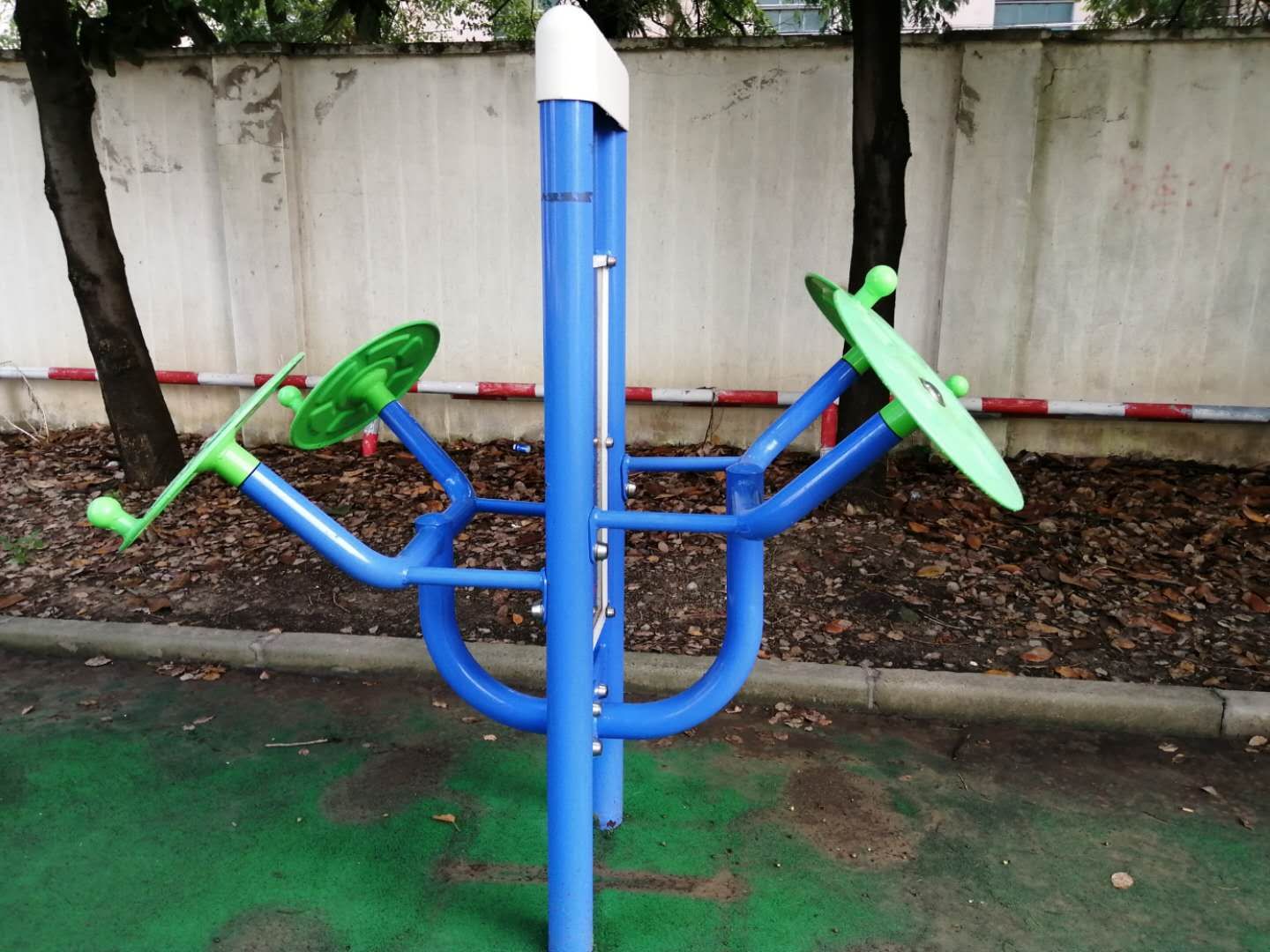 雙立柱太極揉推器