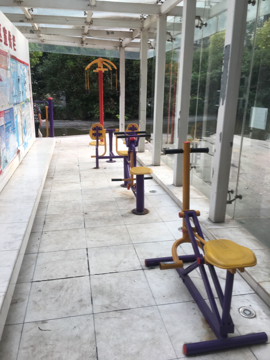 青春驛站益智健身點(diǎn)