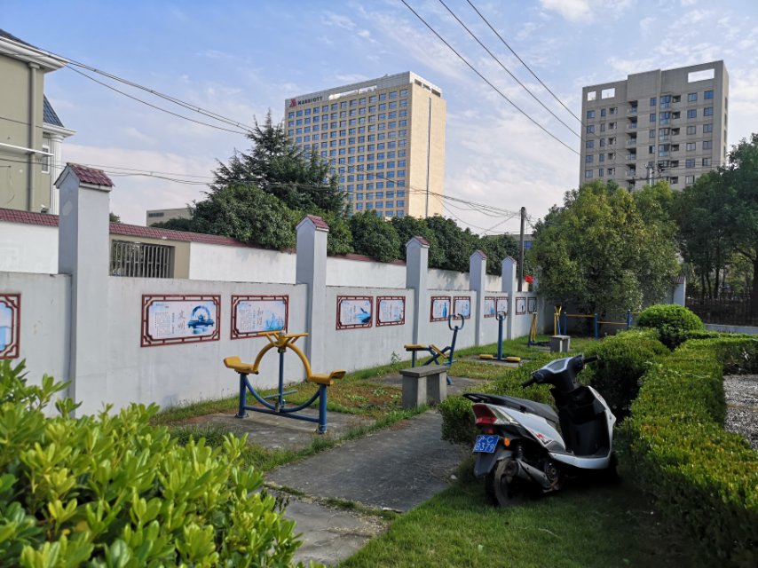 怡園老年活動(dòng)健身苑