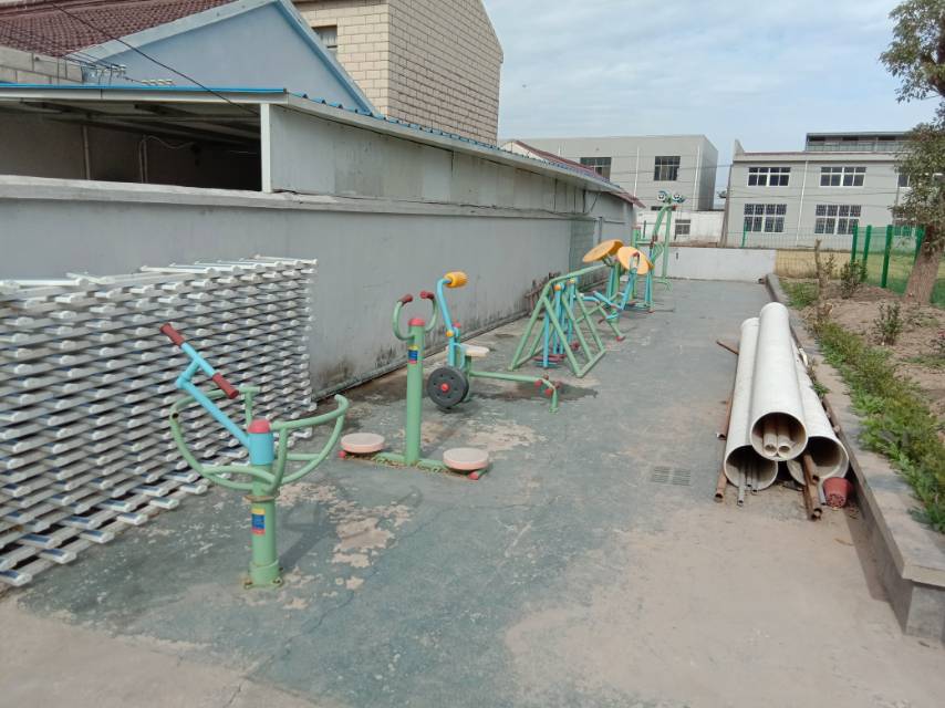 果園村224號(hào)村委會(huì)健身路徑