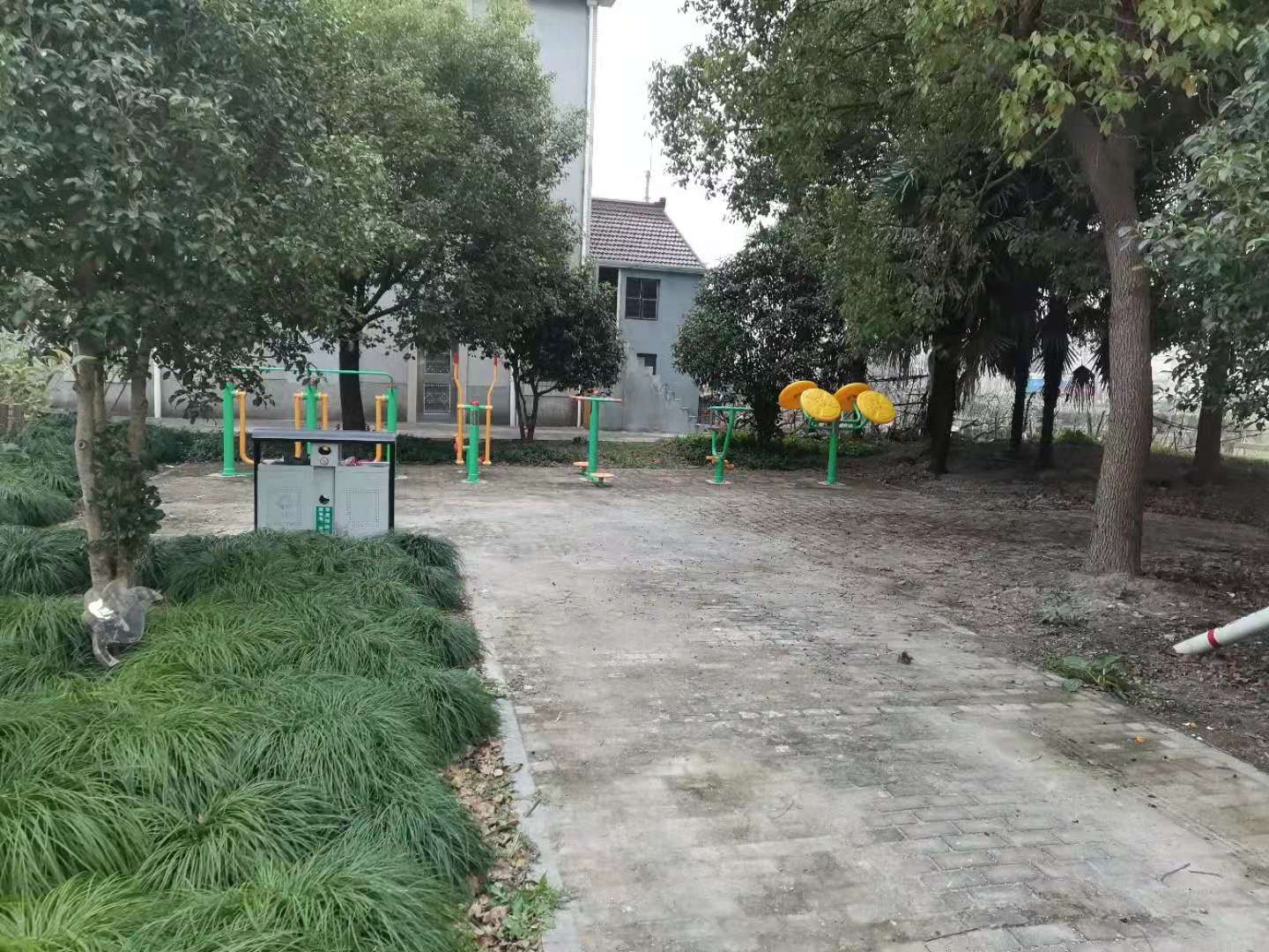 旗桿村十四組健身點(diǎn)