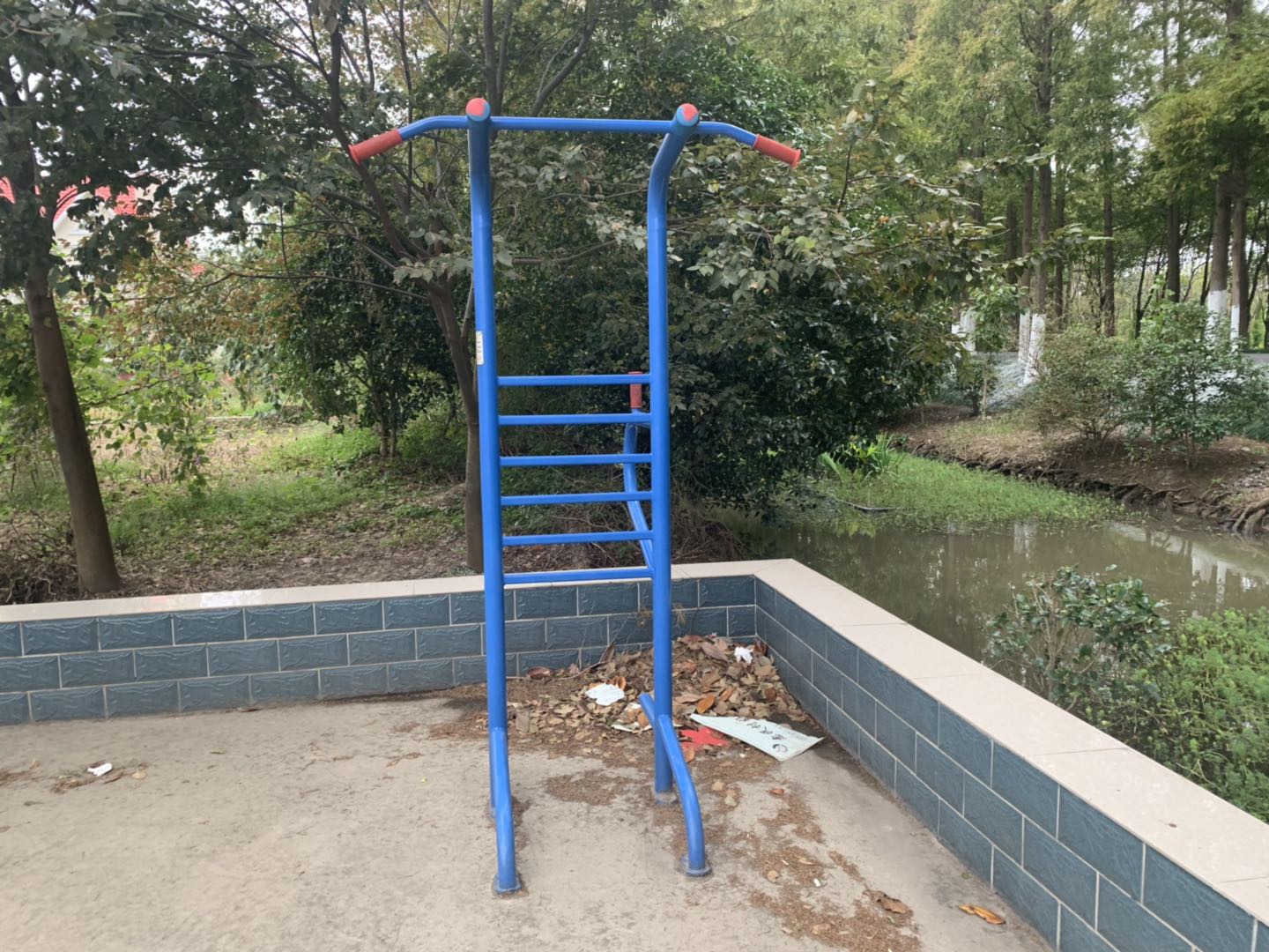 多功能訓(xùn)練器