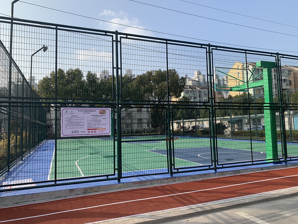 東方紅村金鑫花園籃球場