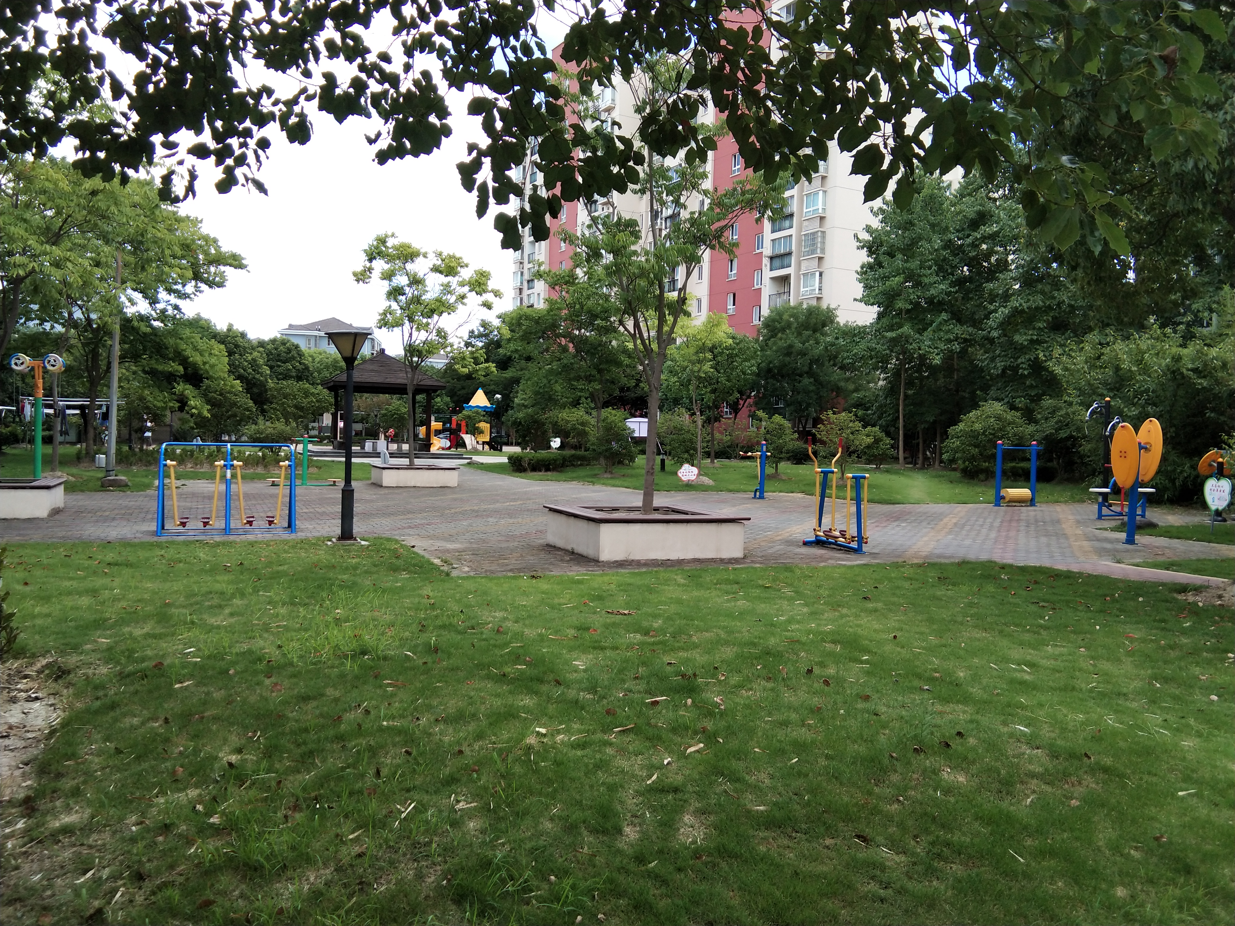 景舒苑一居C健身苑點