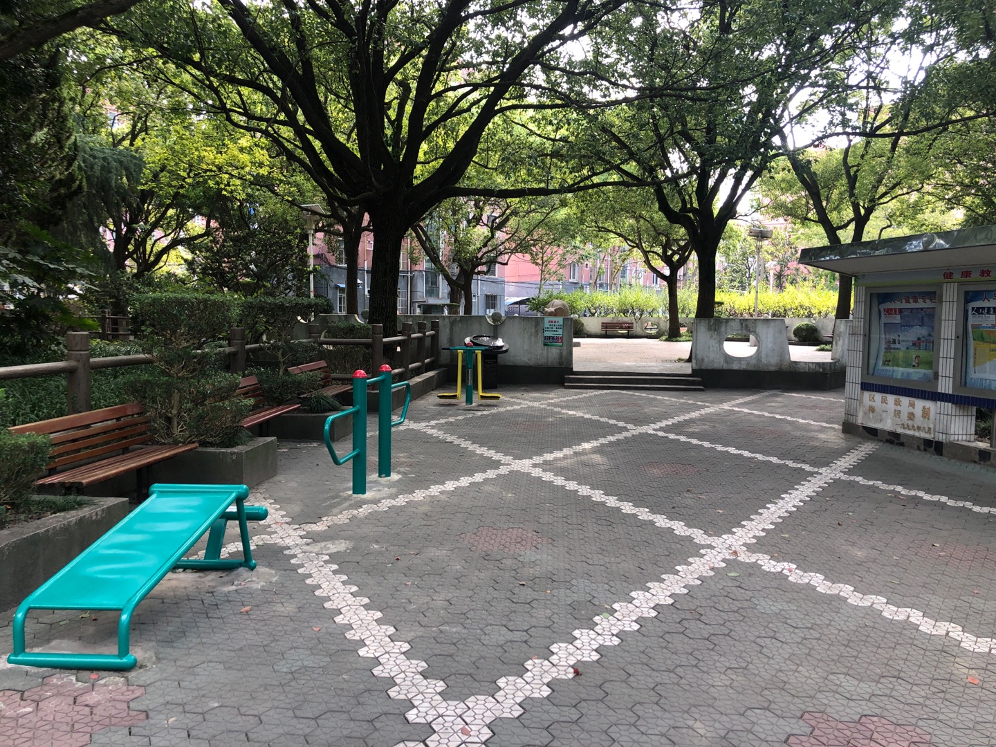 梅州新村健身點(diǎn)