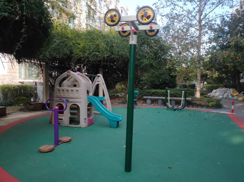 證一居委市民益智健身苑點(diǎn)