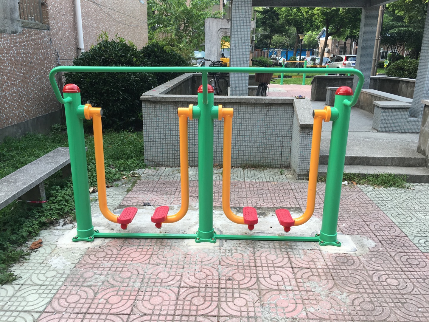 兩聯(lián)漫步機(jī)