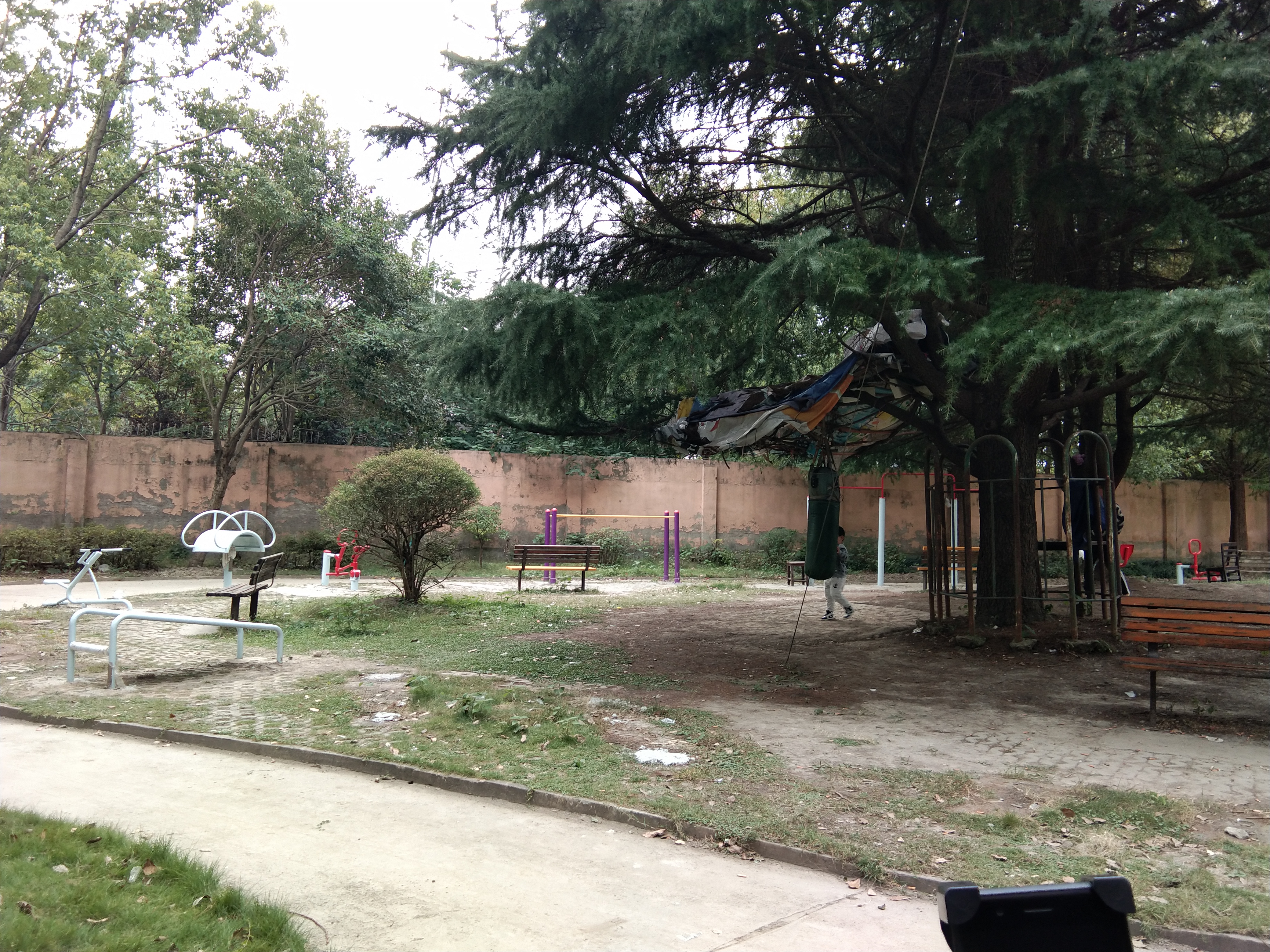 南新七居健身點(diǎn)