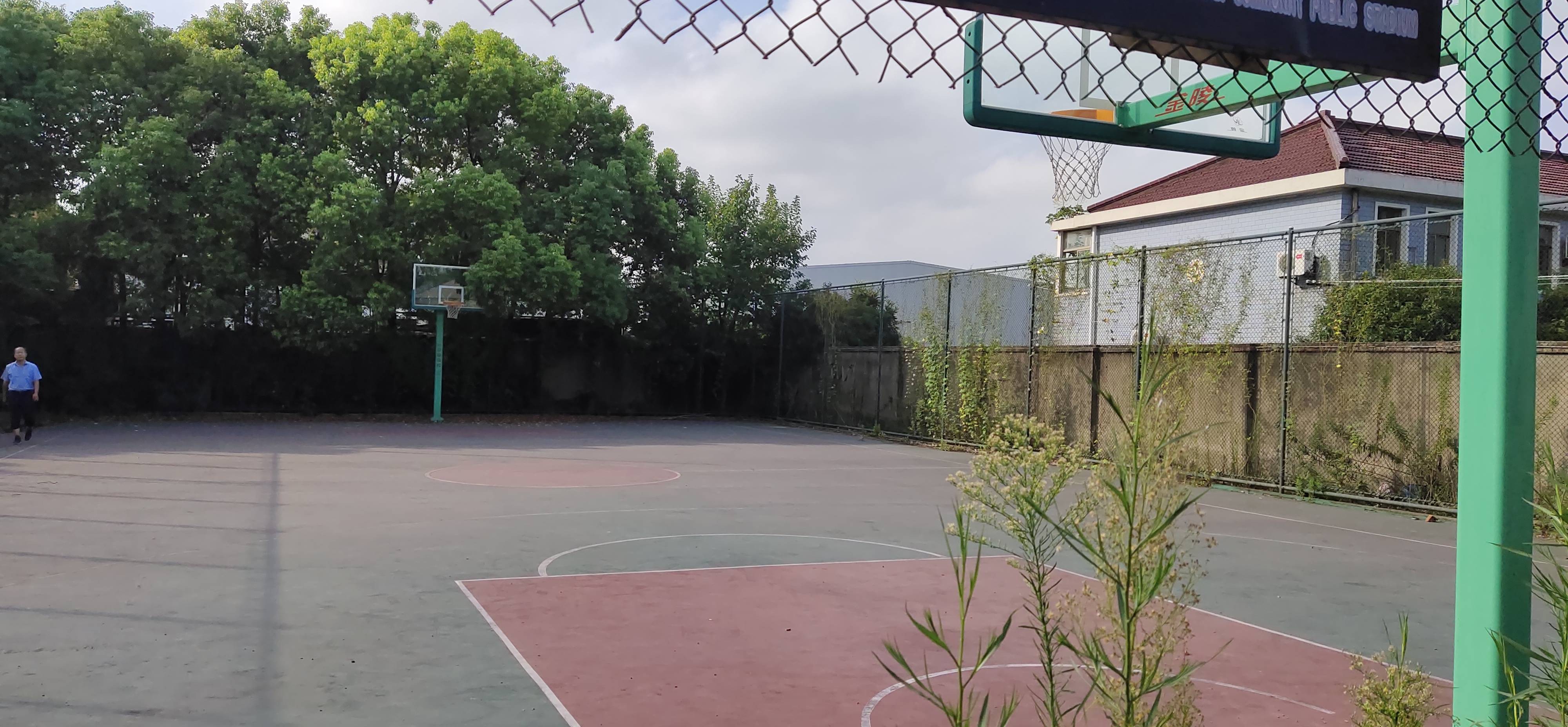 西埝村公共運(yùn)動(dòng)場(chǎng)