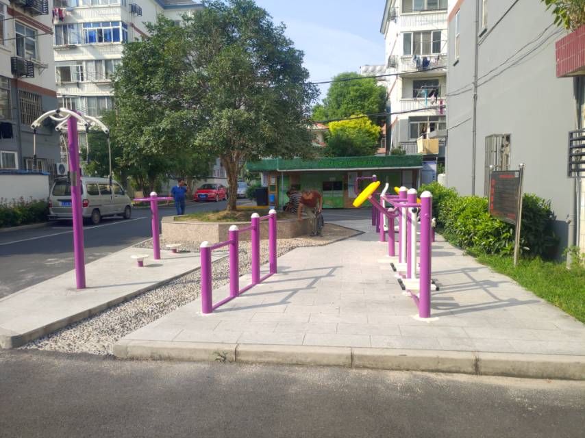 菜花涇谷北小區(qū)健身點(diǎn)