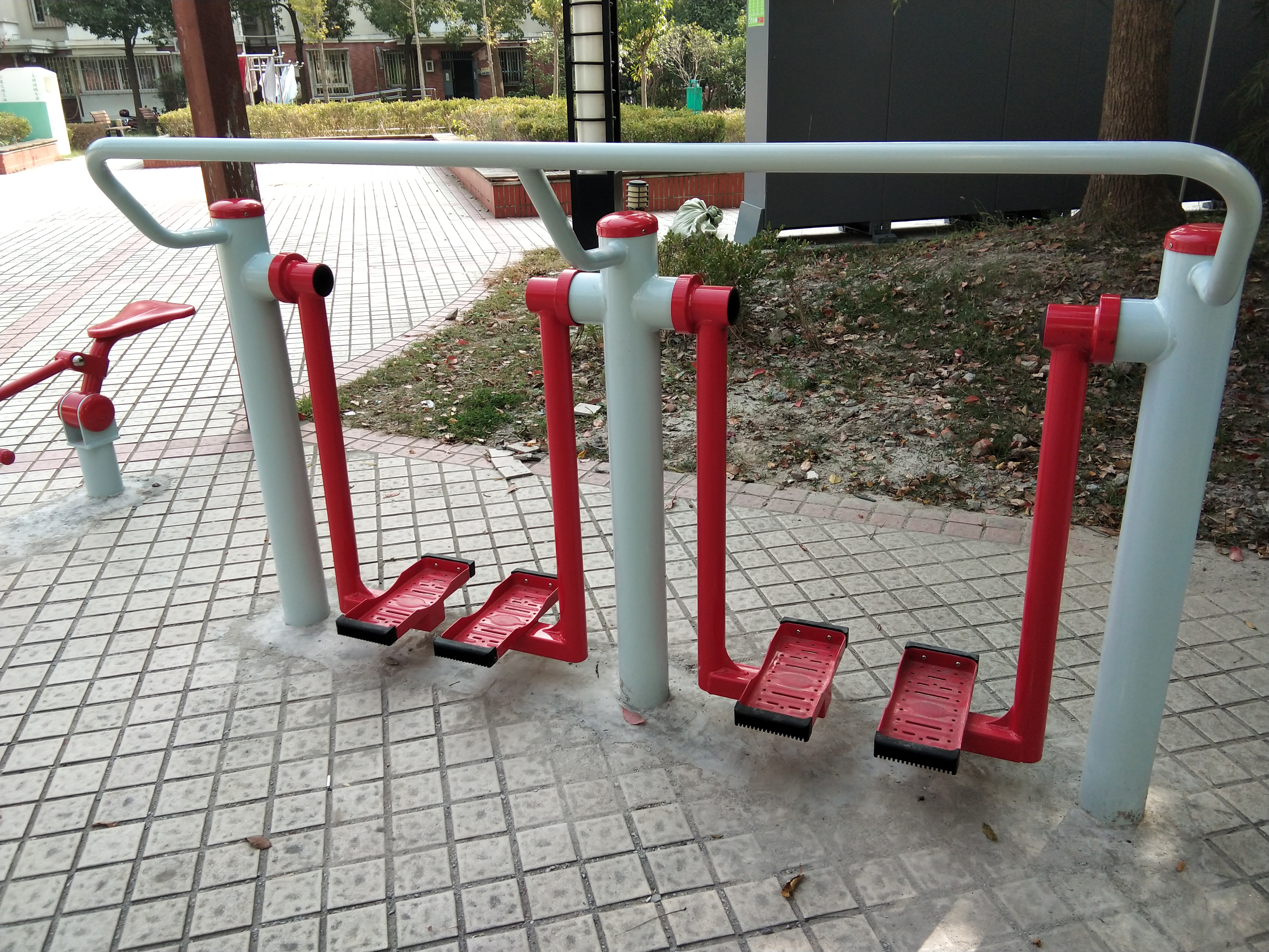 兩聯(lián)漫步機(jī)