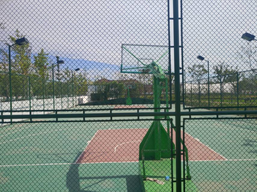 趙家村聯(lián)友路籃球場(chǎng)