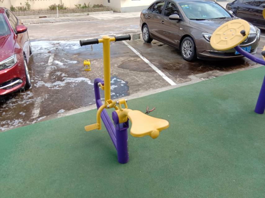 健騎機(jī) 健騎機(jī)