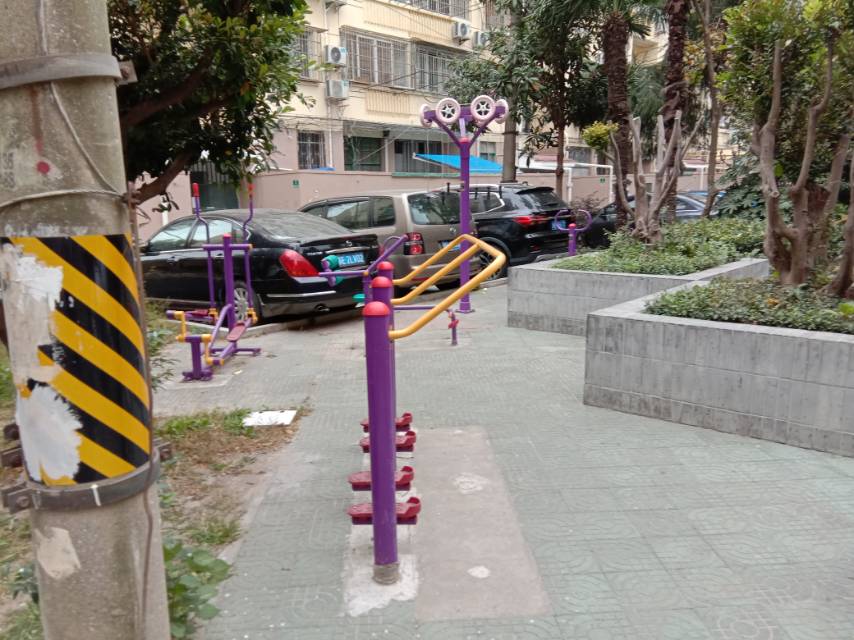 涇華小區(qū)健身點(diǎn)