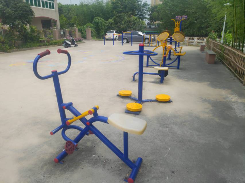 沁園社區(qū)健身點(diǎn)1