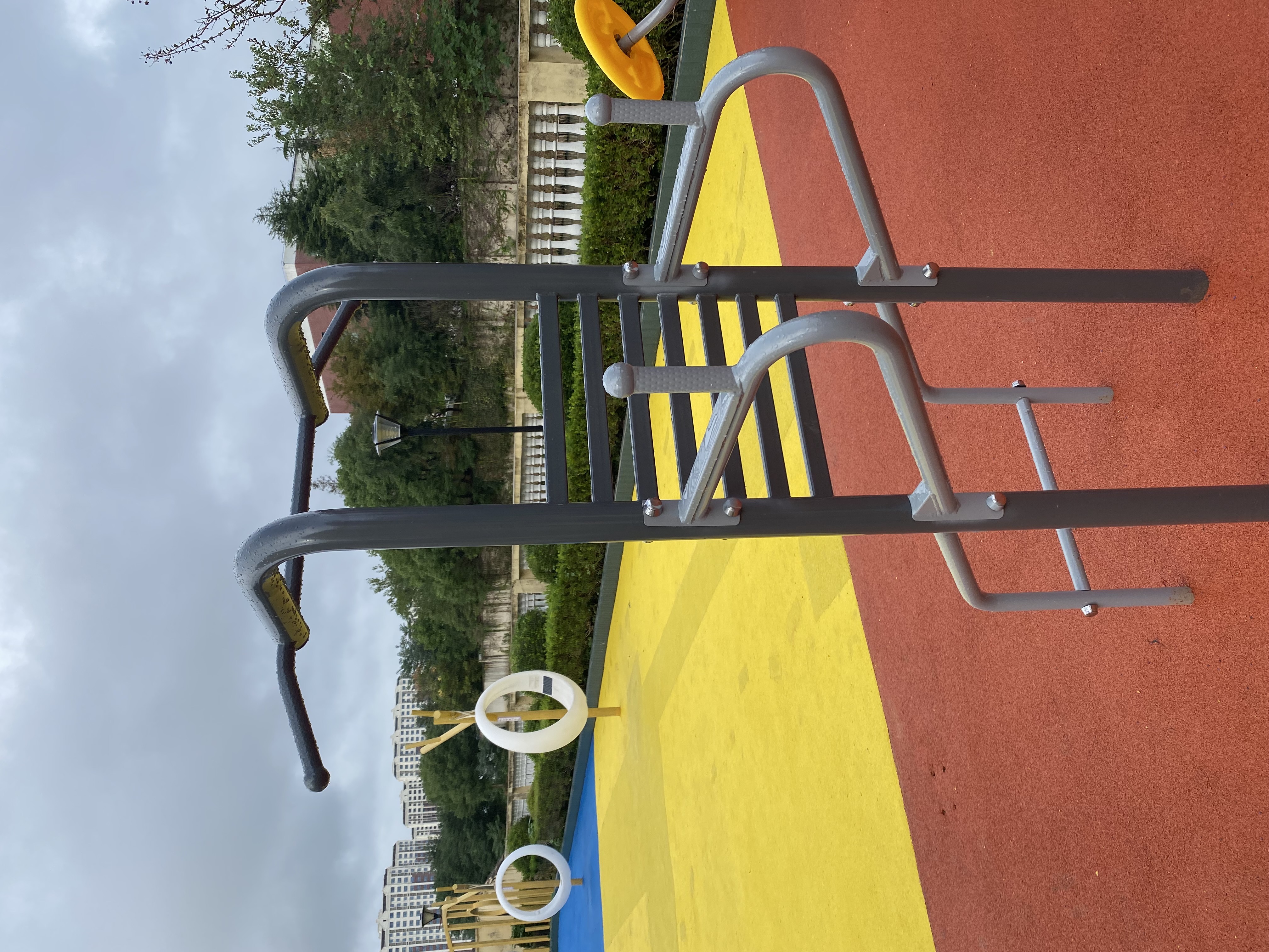 多功能訓(xùn)練器