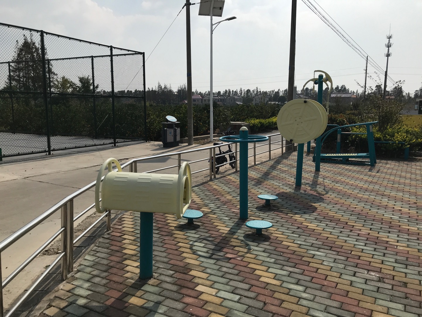 創(chuàng)建村健身點(diǎn)