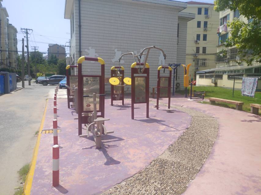 玉蘭一村健身點(diǎn)