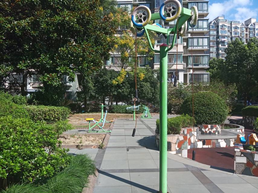 靜安區(qū)曹家渡街道中行居委健身點(diǎn) （萬(wàn)航渡路433弄）