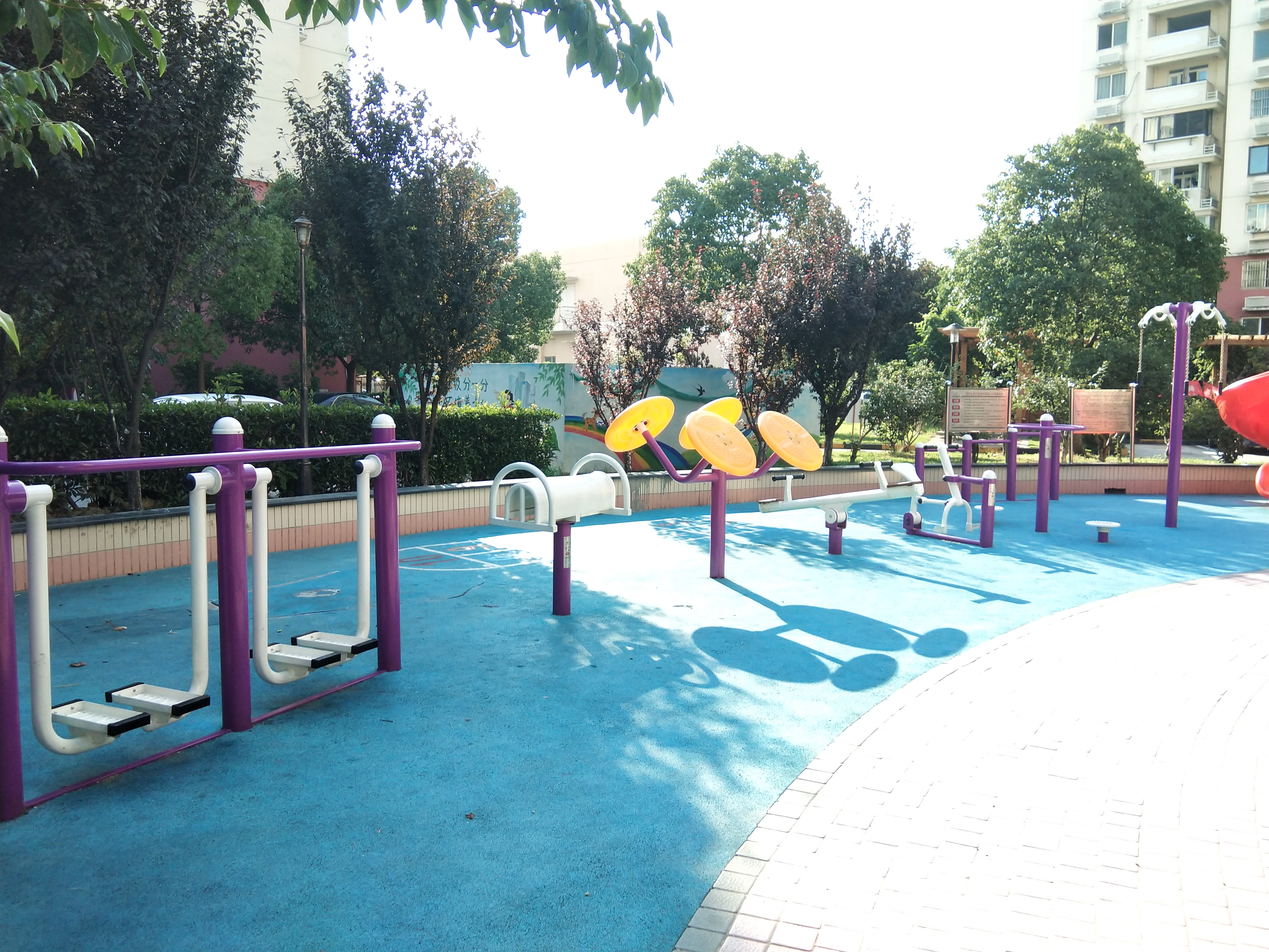 浦航六居委健身點C