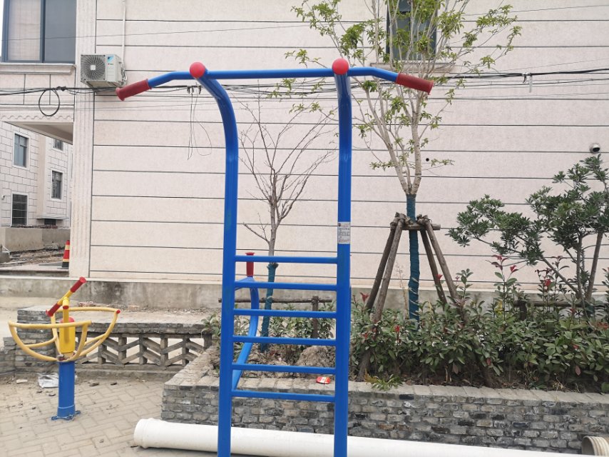 多功能訓(xùn)練器