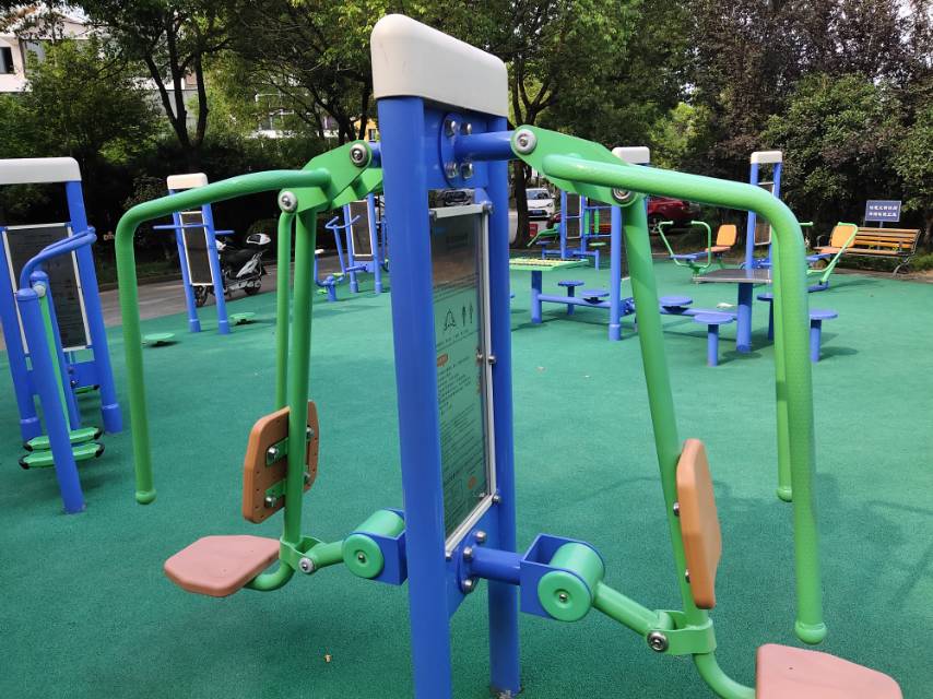 雙立柱推力訓(xùn)練器