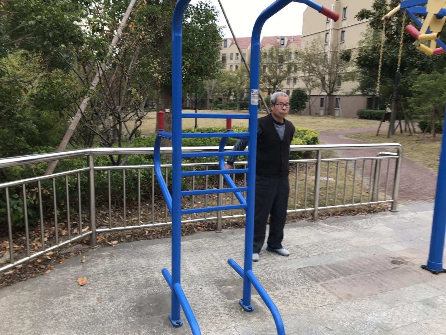 多功能訓(xùn)練器