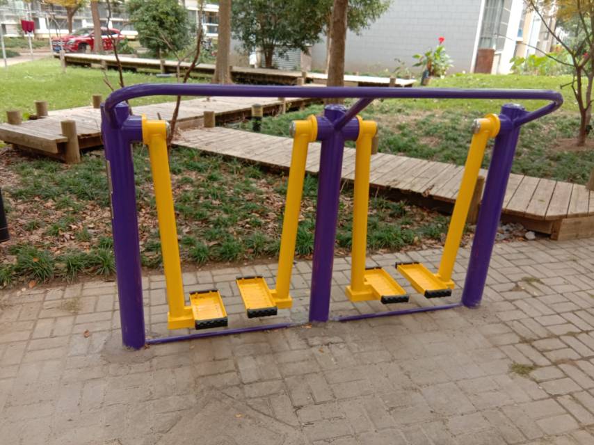 太空漫步機(jī)