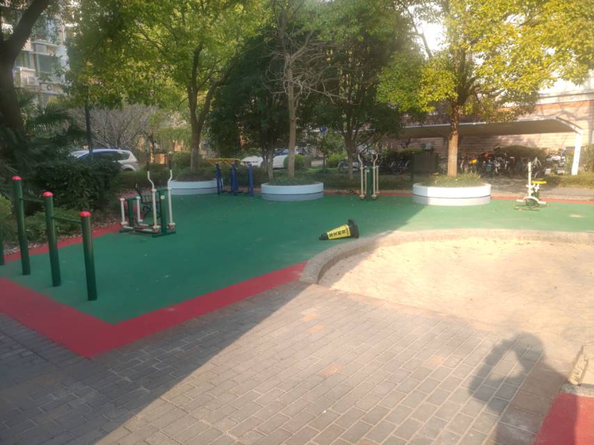 證一居委市民益智健身苑點(diǎn)