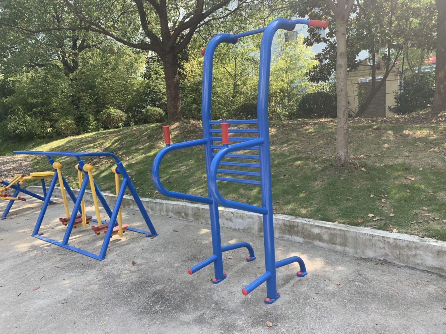 多功能訓(xùn)練器