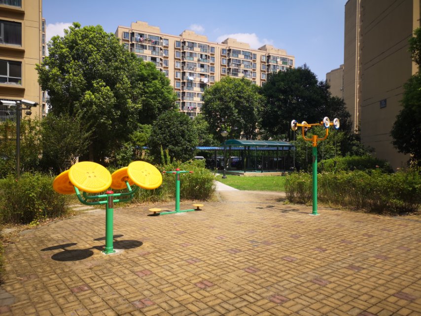 七韻美地苑居委健身苑點A