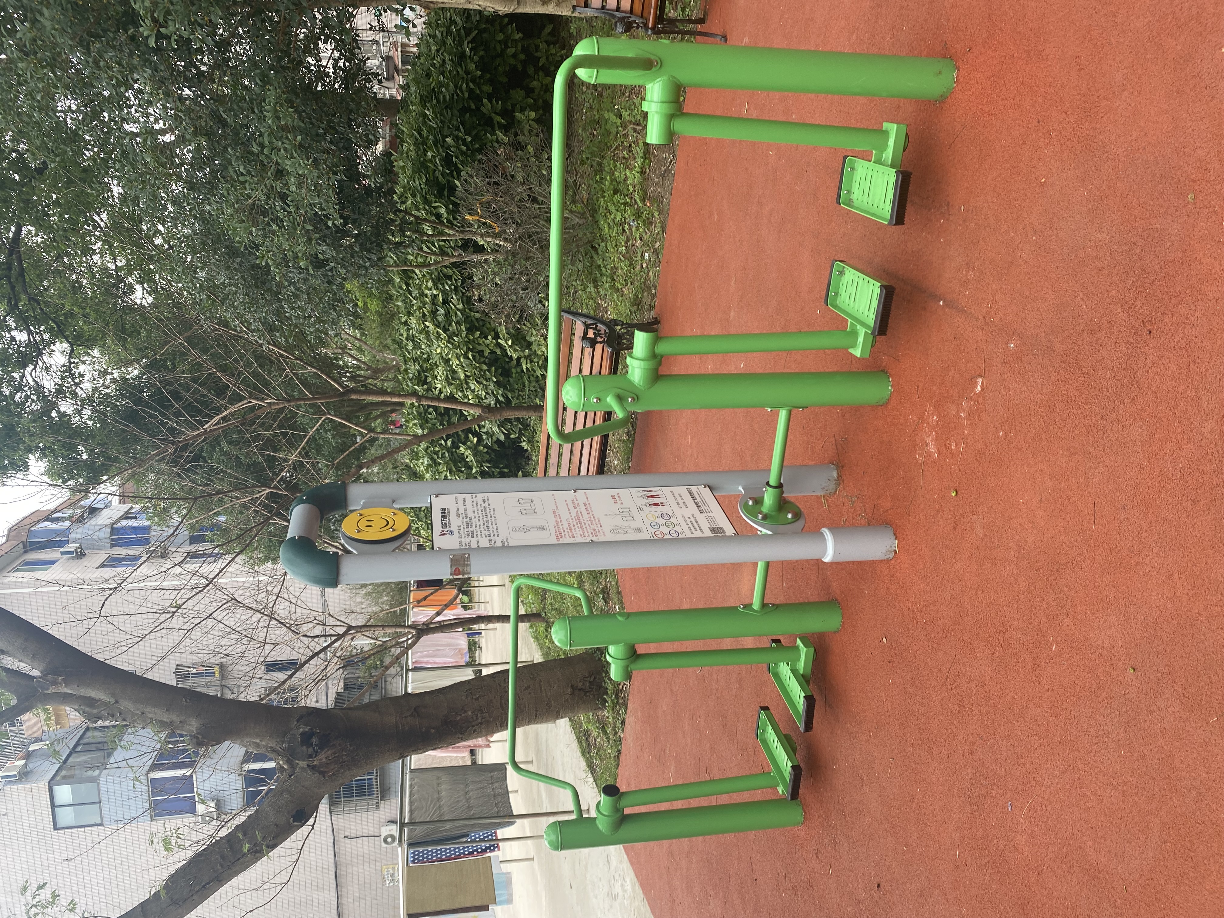 二位智能太空漫步機(jī)