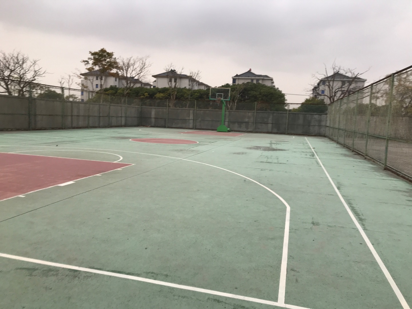 農(nóng)場居委公共運動場籃球場