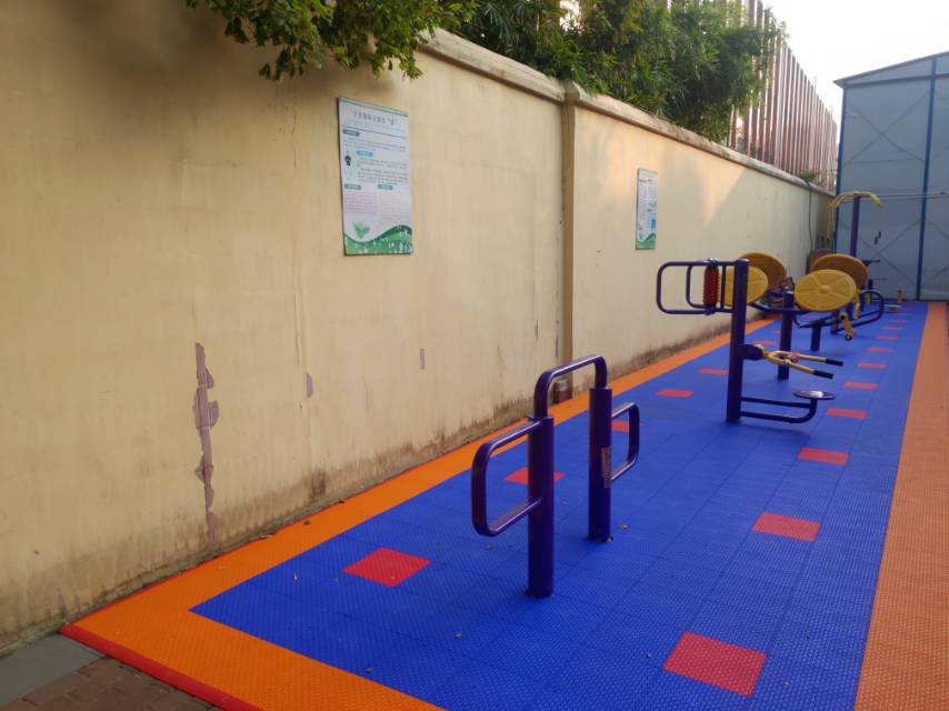 通河四村居委健身點(diǎn)