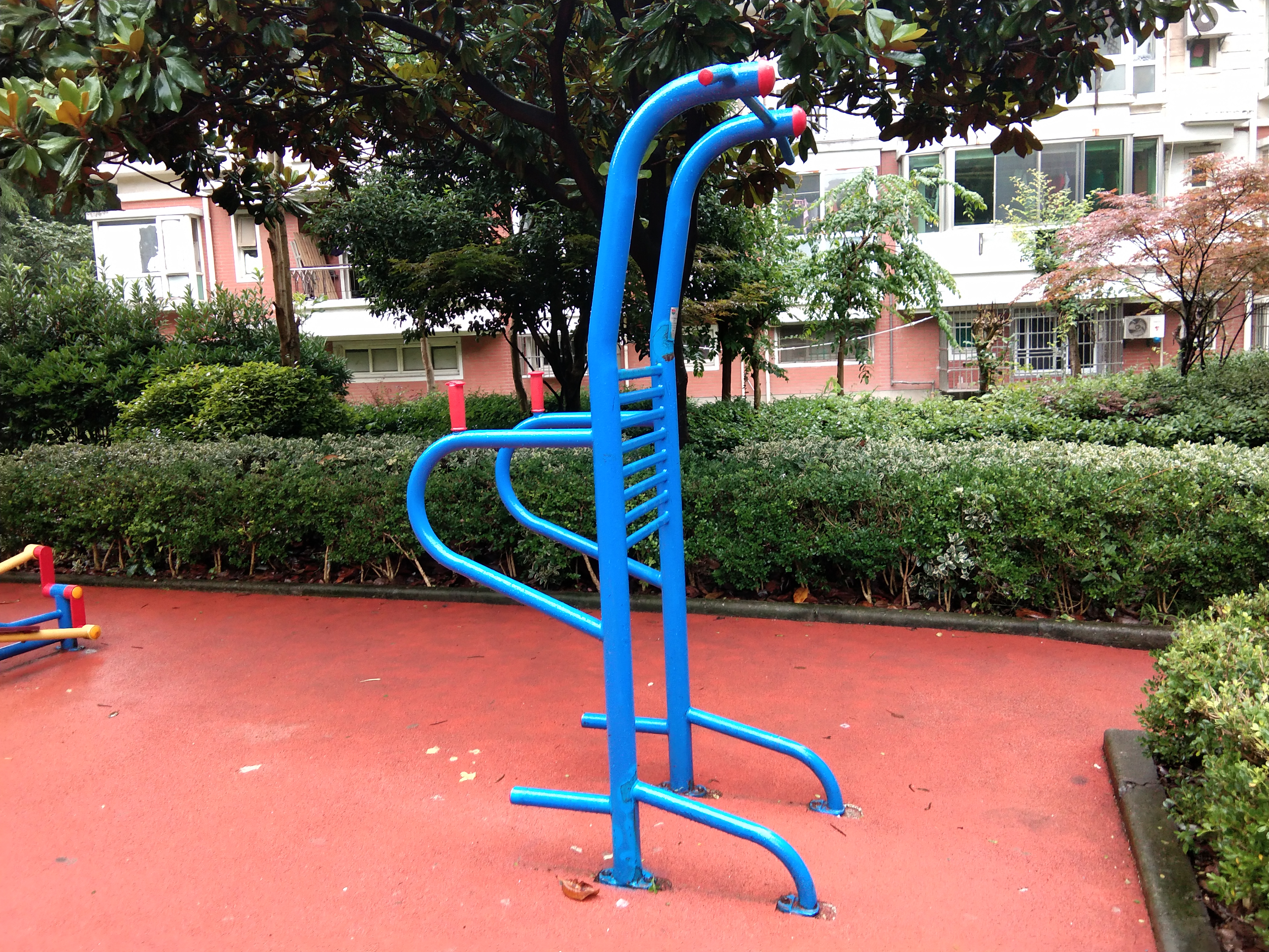 多功能訓(xùn)練器 多功能訓(xùn)練器