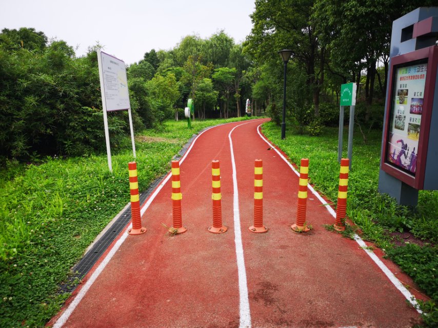 金碧居委健身步道二期
