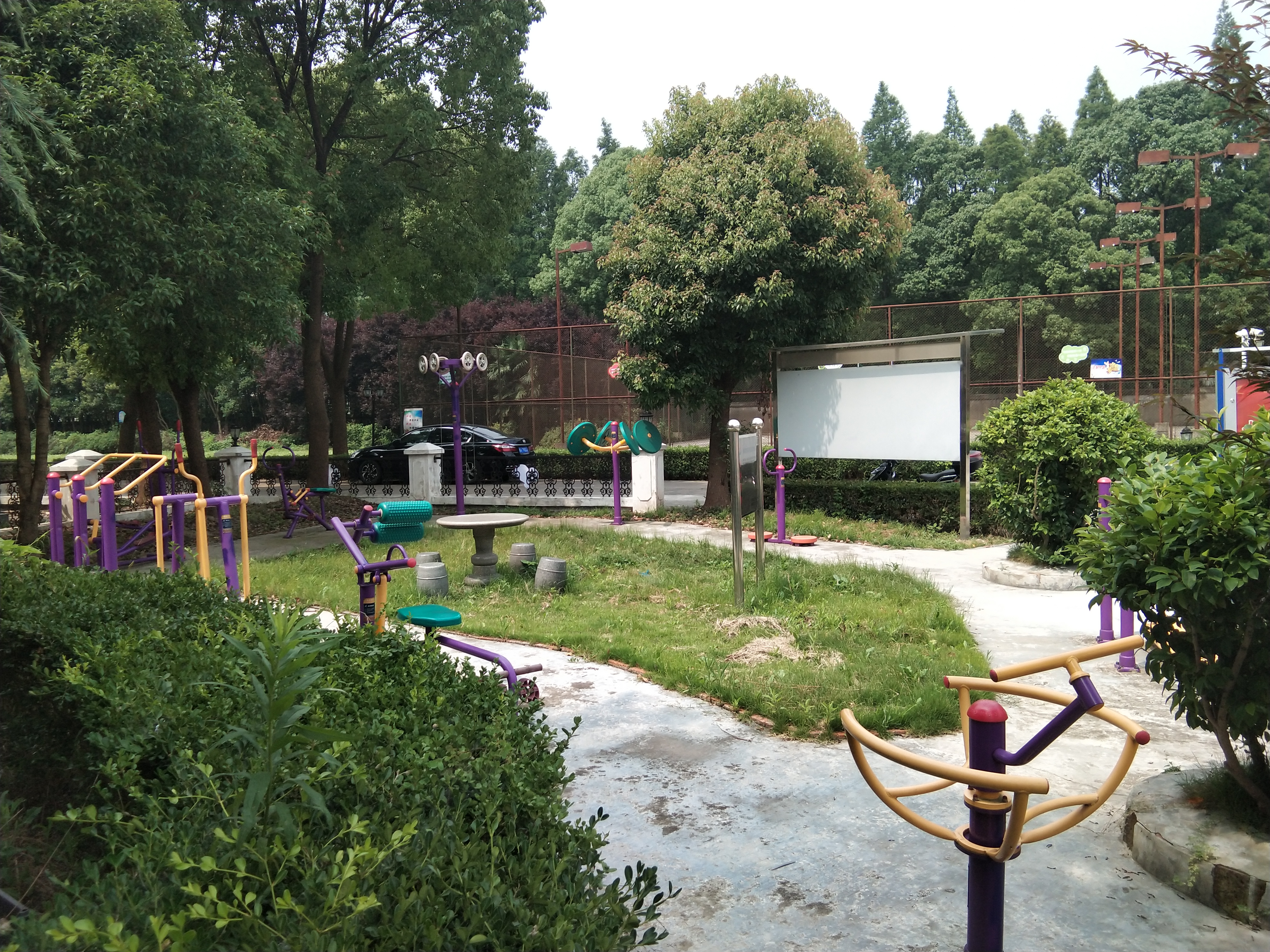 碧瑤別墅市民益智健身苑點(diǎn)