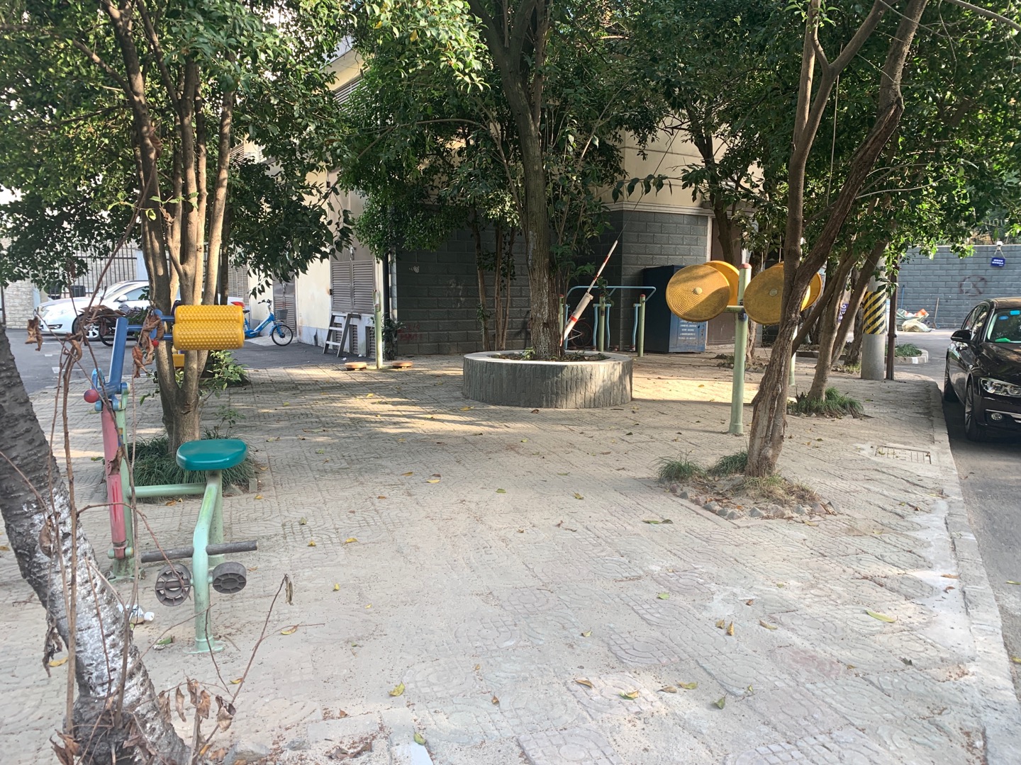 竹南居委健身點(diǎn)1