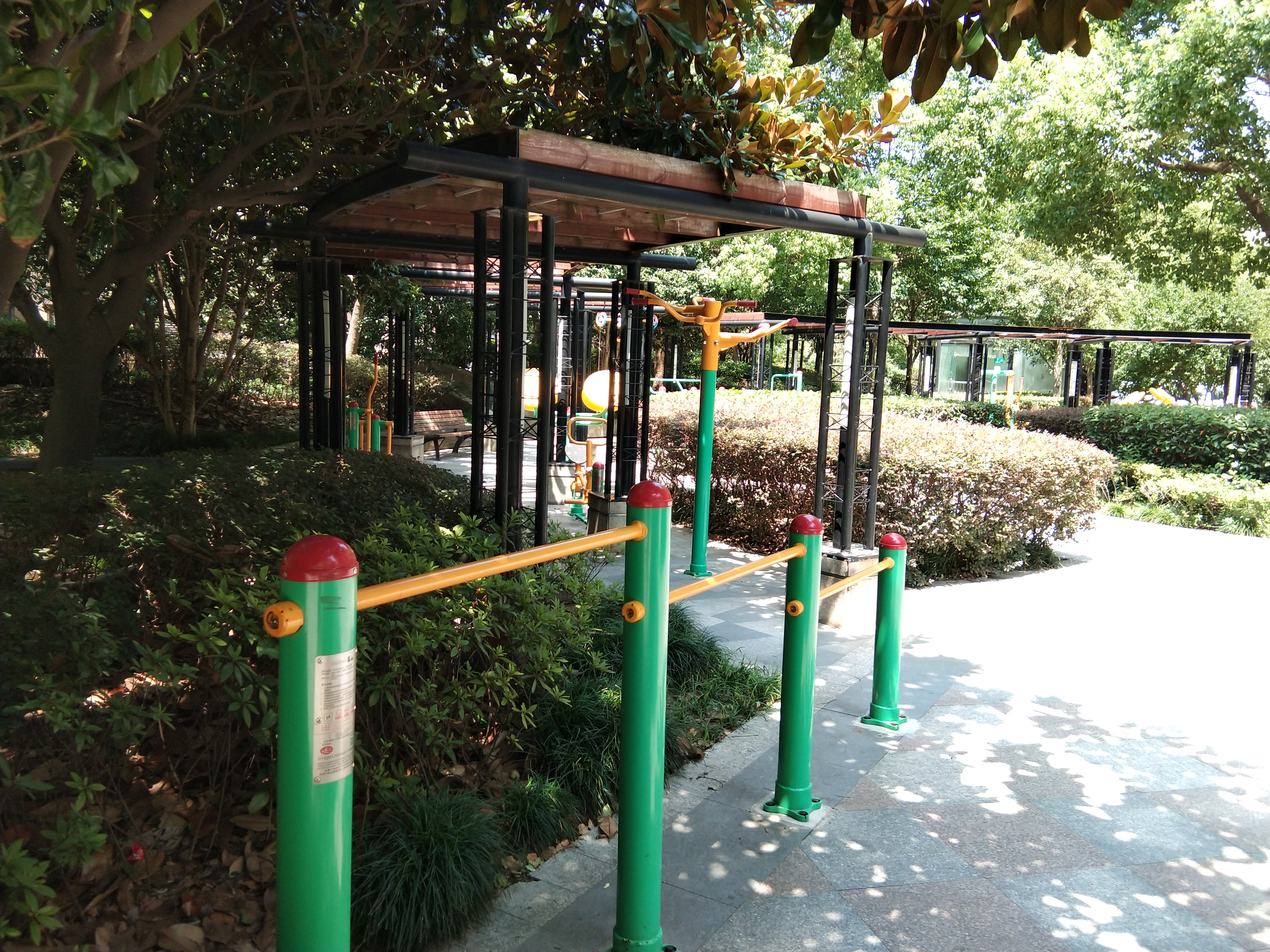 一品漫城一居A健身苑點